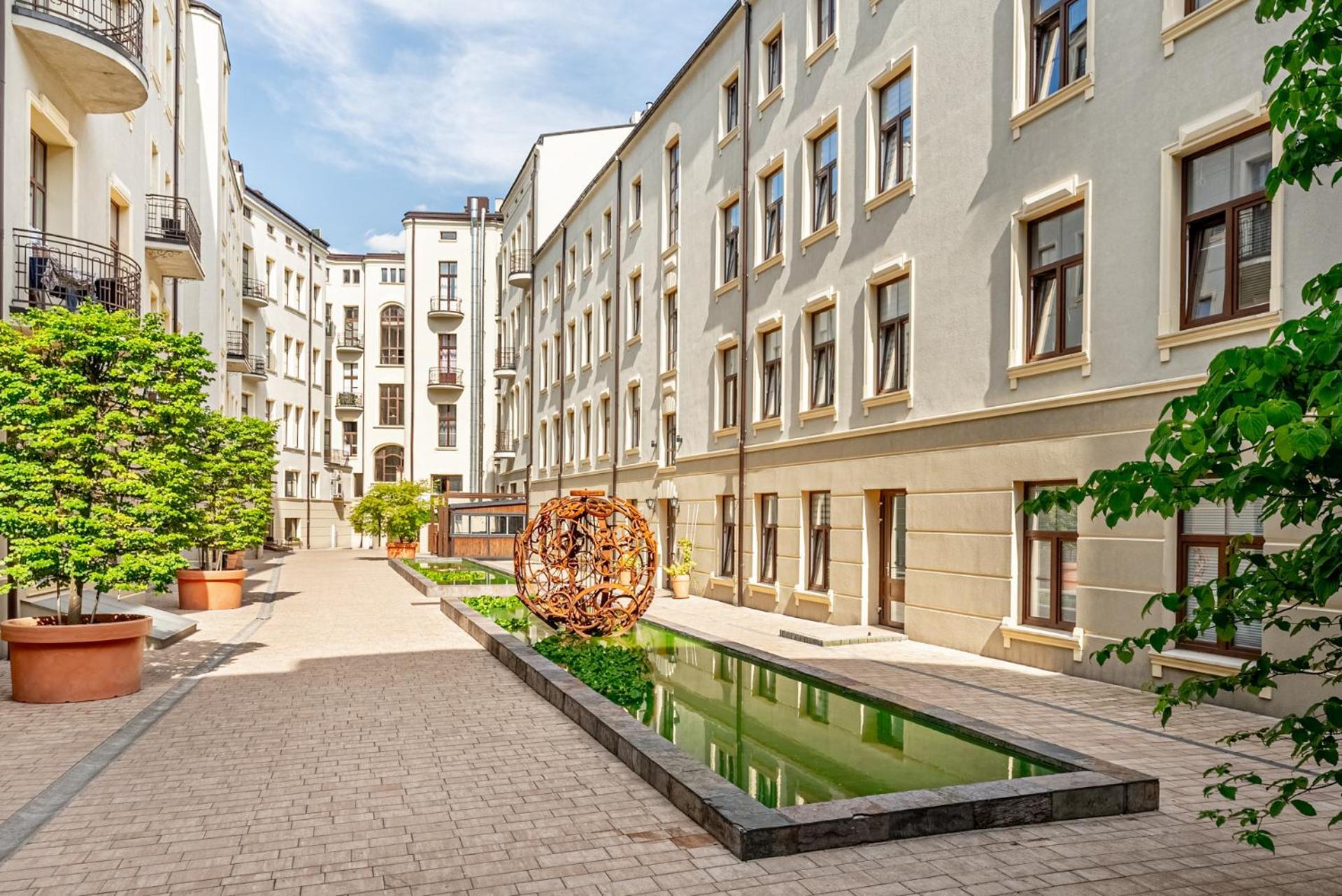 Gold City Point Piotrkowska 37 Lodz  Exterior photo