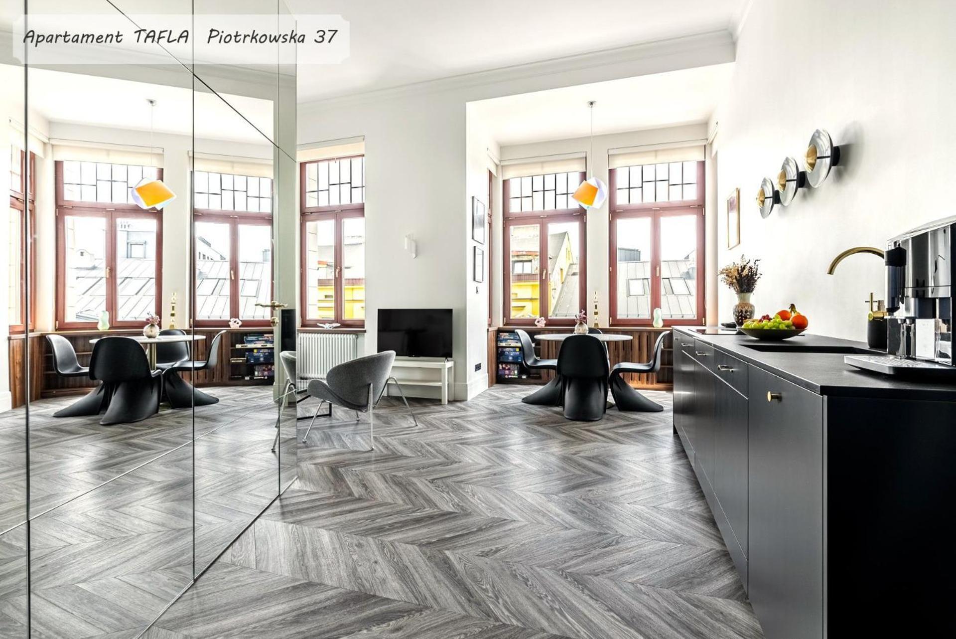 Gold City Point Piotrkowska 37 Lodz  Exterior photo